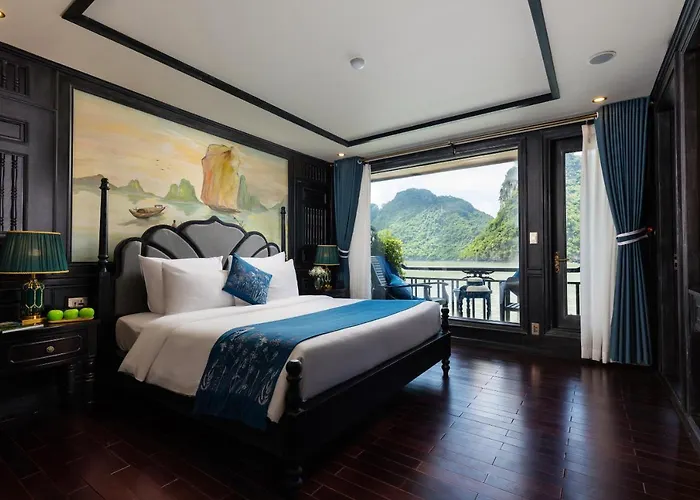  La Regina Grand Cruise Hạ Long