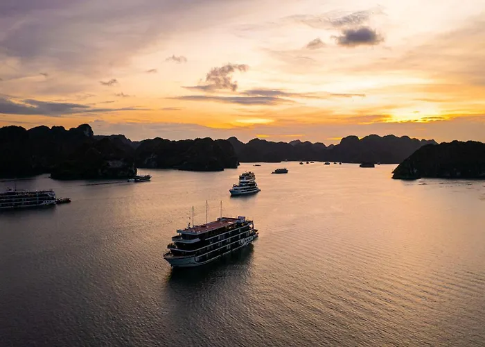  La Regina Grand Cruise Ha Long